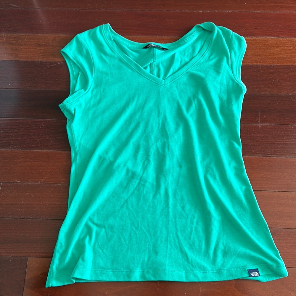 North Face Women’s teal shirt size M